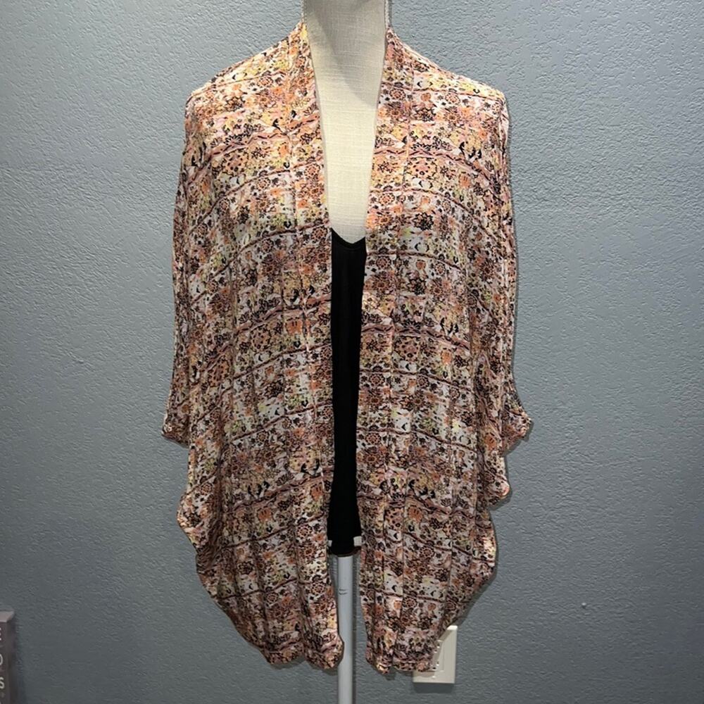 Victoria’s Secret Boho Floral Open Front Kimono- Size M/L